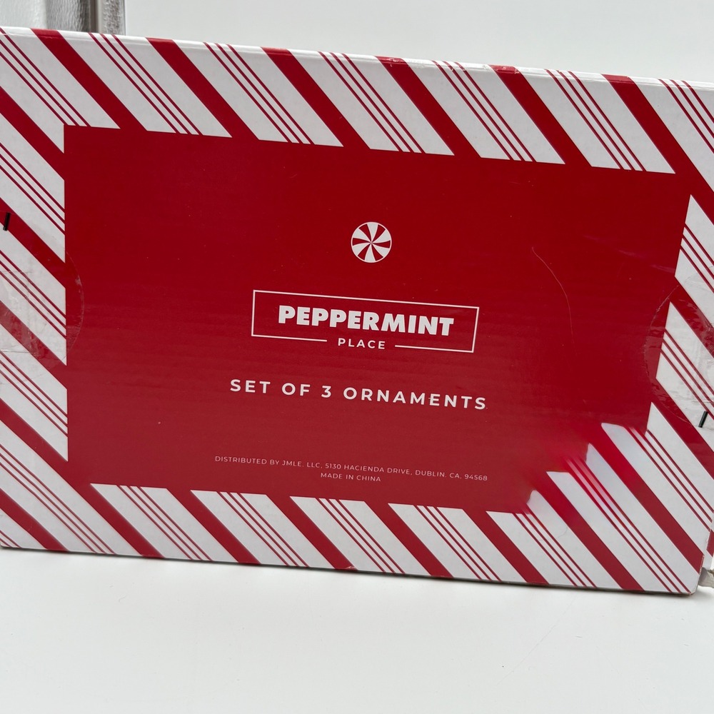 Peppermint Place Gingerbread Christmas Ornaments Santa Baker Tree Mrs Claus Set - Picture 9 of 9